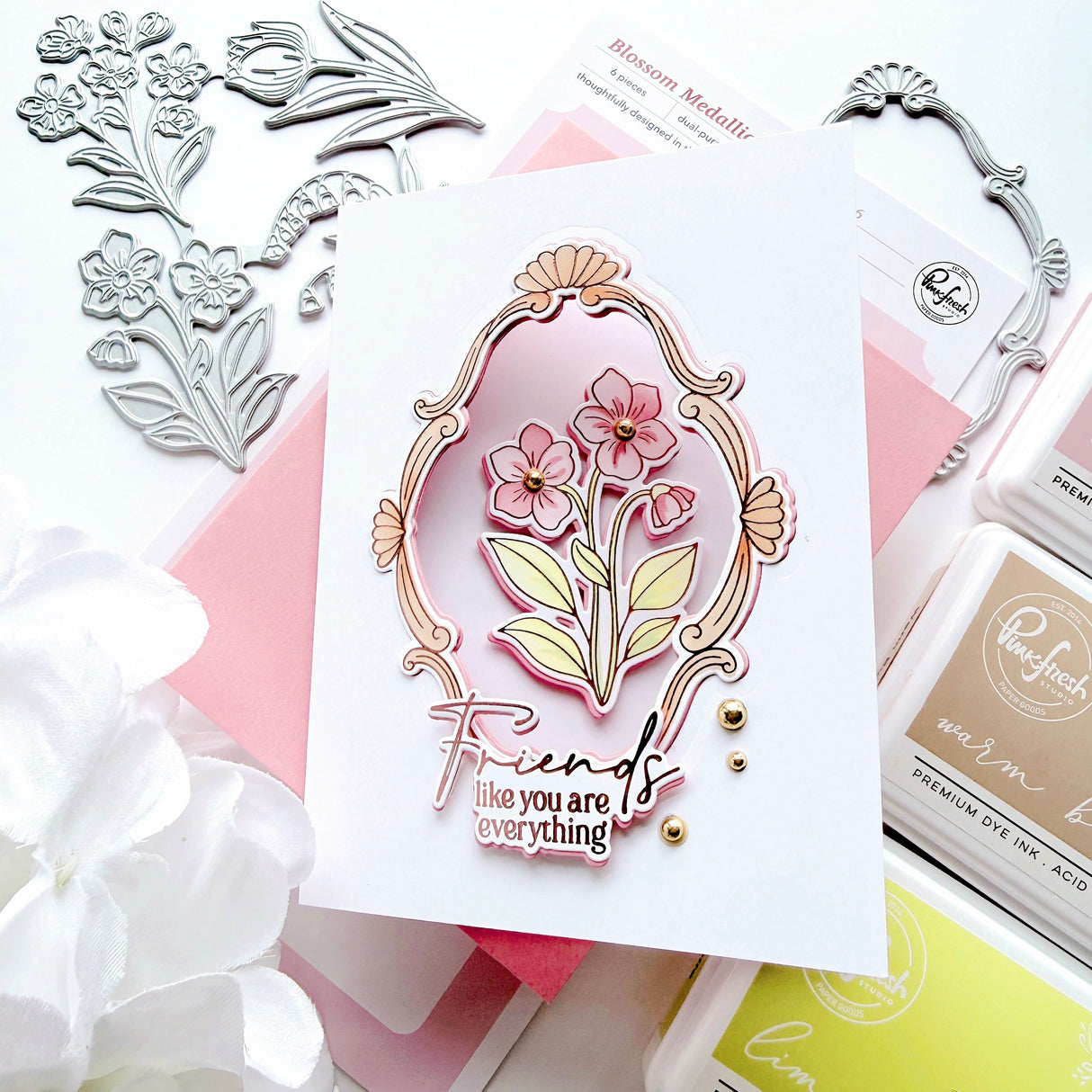 Pinkfresh Studio Blossom Medallion Stamp / Die/ Stencil Bundle