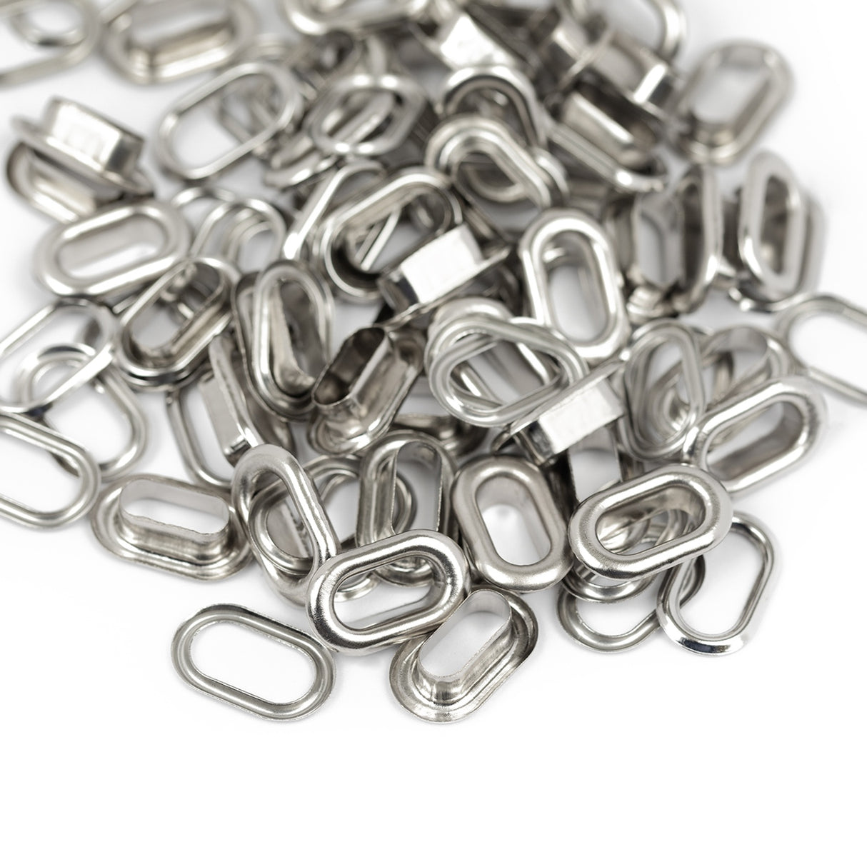 We R Crop-A-Dile Oval Eyelets - Silver 50pc