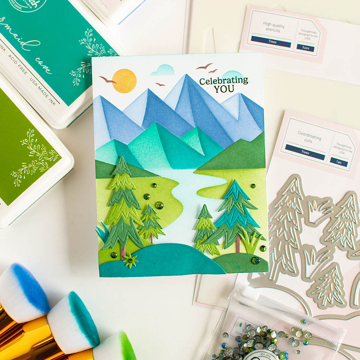 Pinkfresh Studio Trees stencil/ Die Bundle