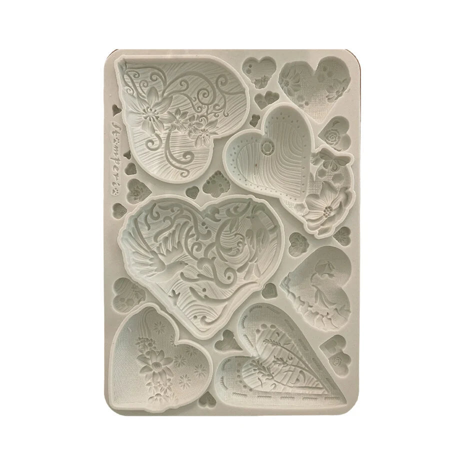 Stamperia Alice in Christmas A5 Silicon Mould Simple Hearts (KACMA562)