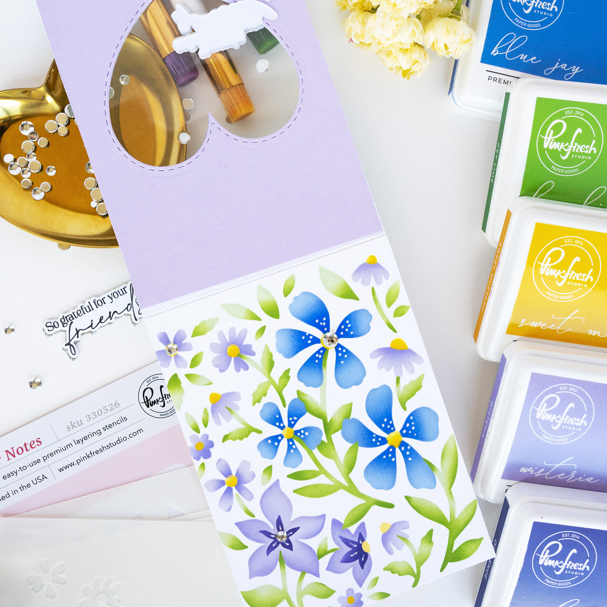 Pinkfresh Studio Wildflower Notes Stencil - 330526