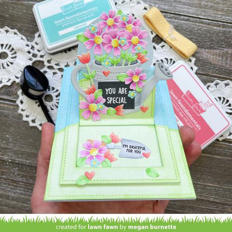 Lawn Fawn LF3725 - Lawn Cuts - Pull 'n Slide Surprise Dies
