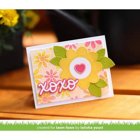 Lawn Fawn LF3693 - Lawn Clippings - Daisy Bloom
Background Stencils