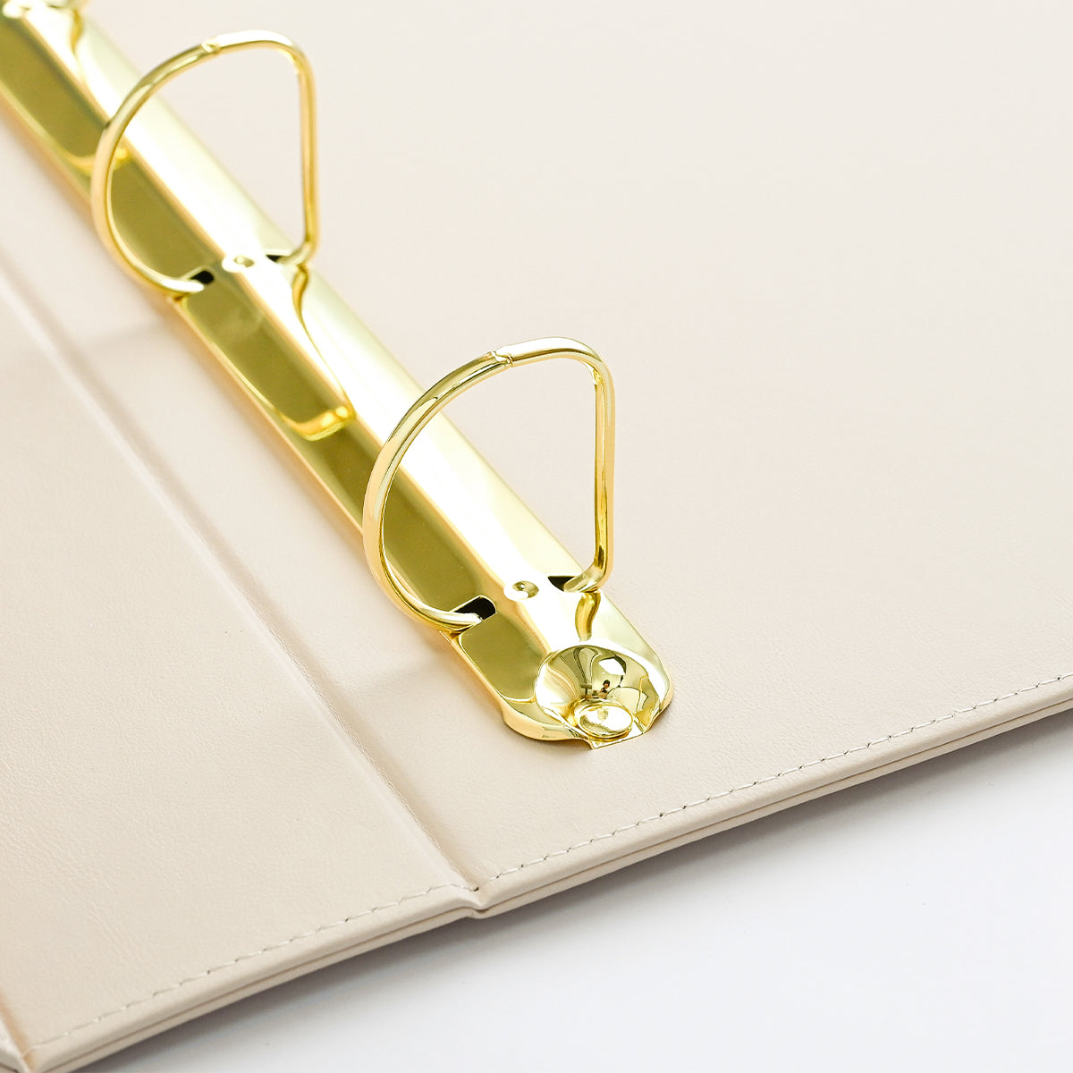 Altenew 9x12 Three-Ring Card Album - Ivory - Complete Bundle (Ivory + Pocket Pages) - ALT11681BN1