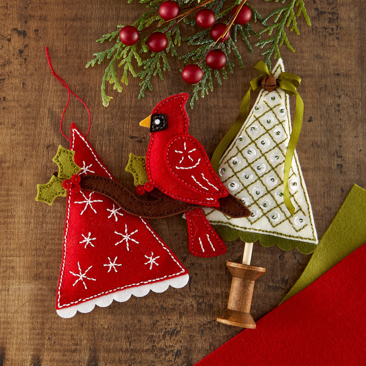 Spellbinders Christmas Felt Stitch & Create I Want It All! Bundle by Nichol Spohr BD1155