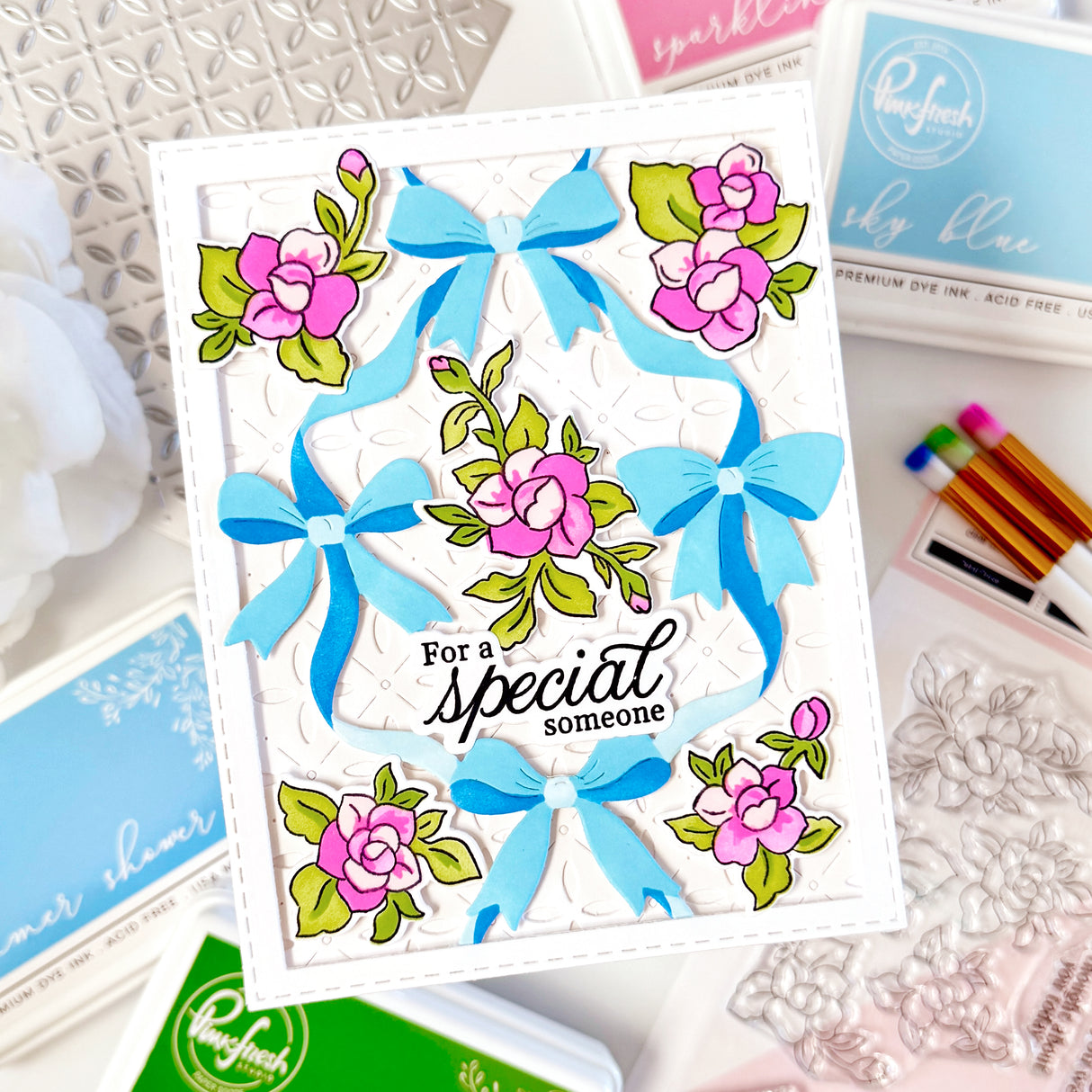 Pinkfresh Studio Petal Grid coverplate die