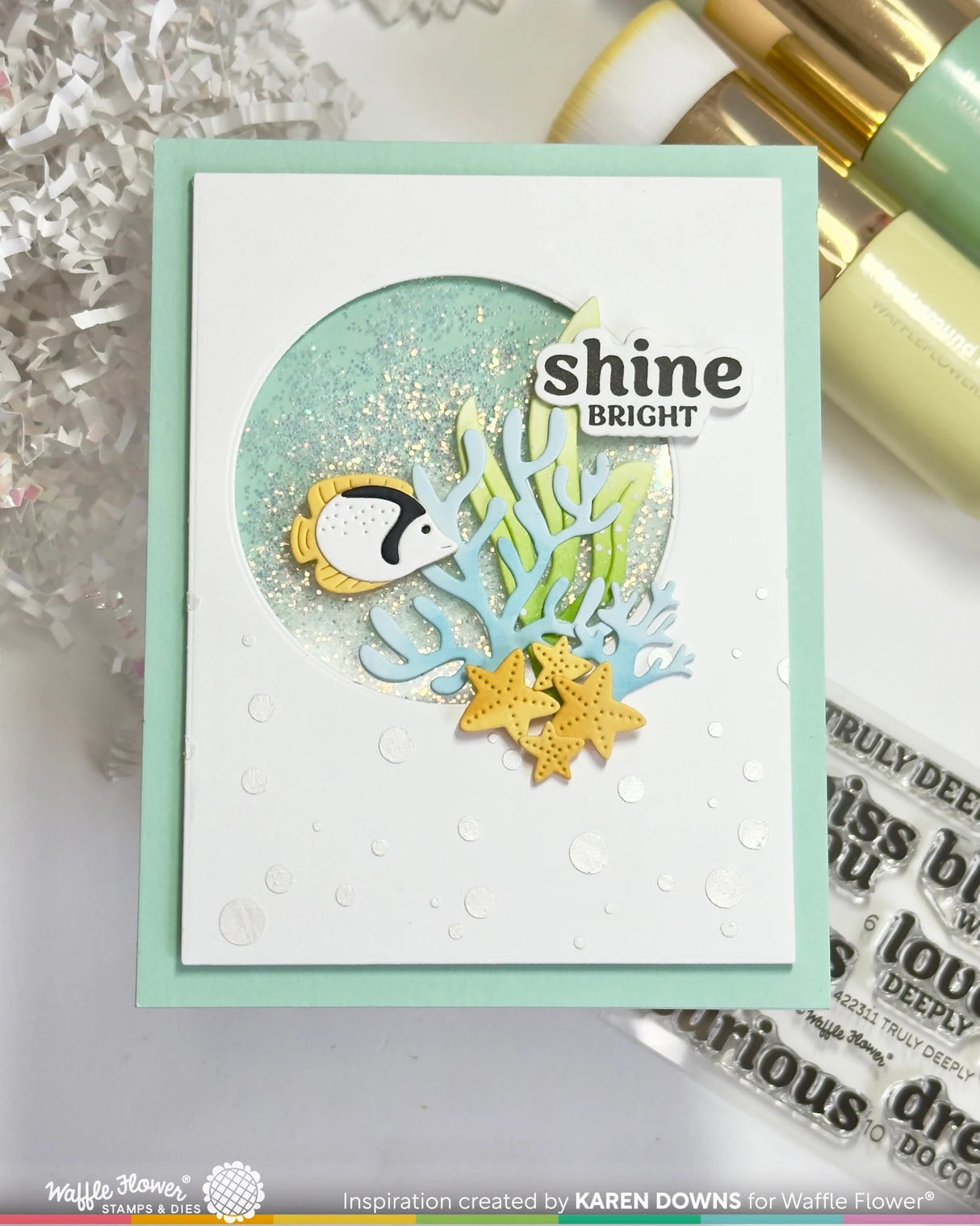 Waffle Flower Happy Bubbles Stencil (422423)