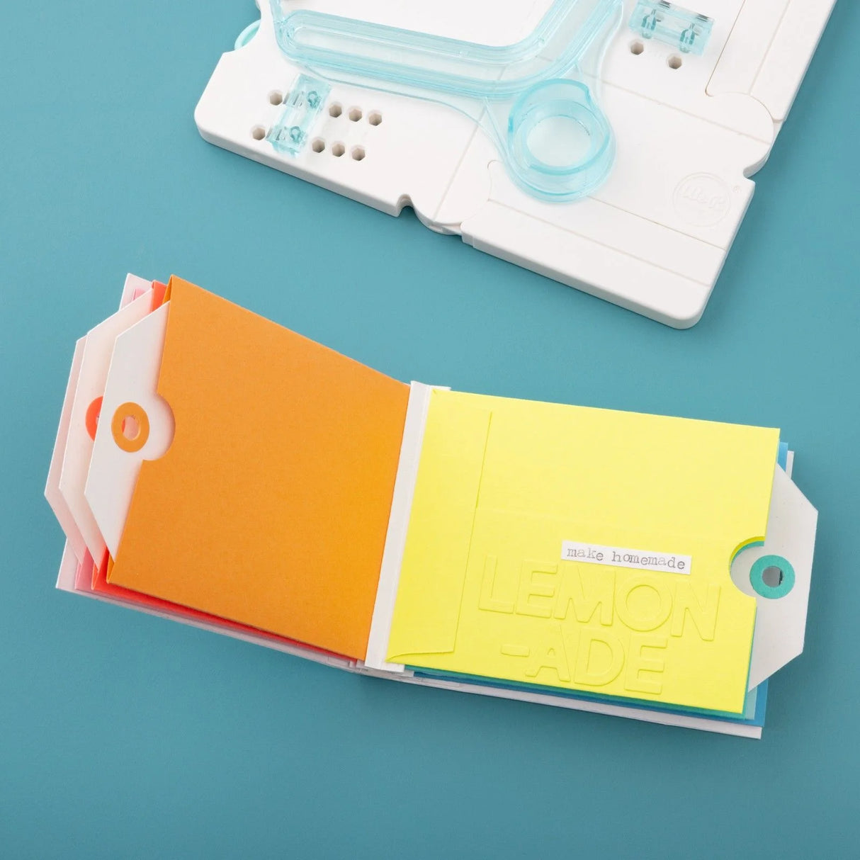 We R Makers Pocket Punch Board