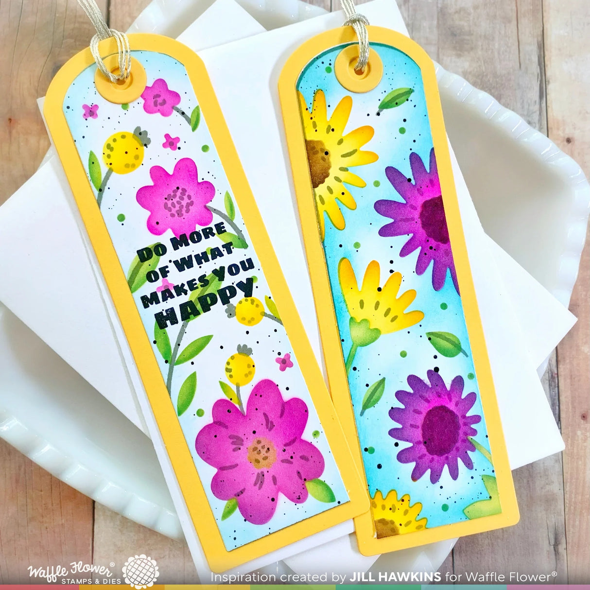 Waffle Flower Crafts Round Floral Bookmark Duo Stamp Set