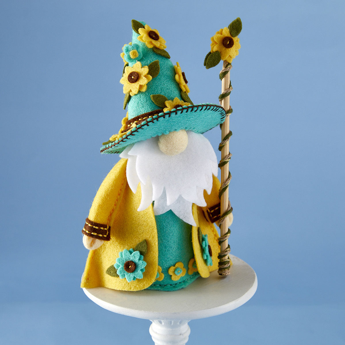 Spellbinders Fergus Etched Dies from the 3D Felt Décor Collection by Sandi MacIver