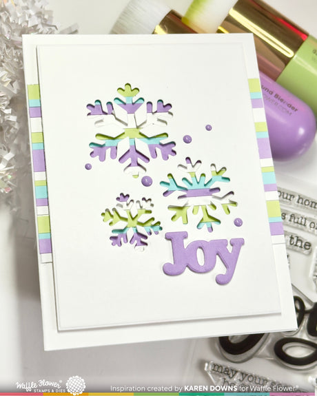 Waffle Flower Snowflake Frame Die - 422743