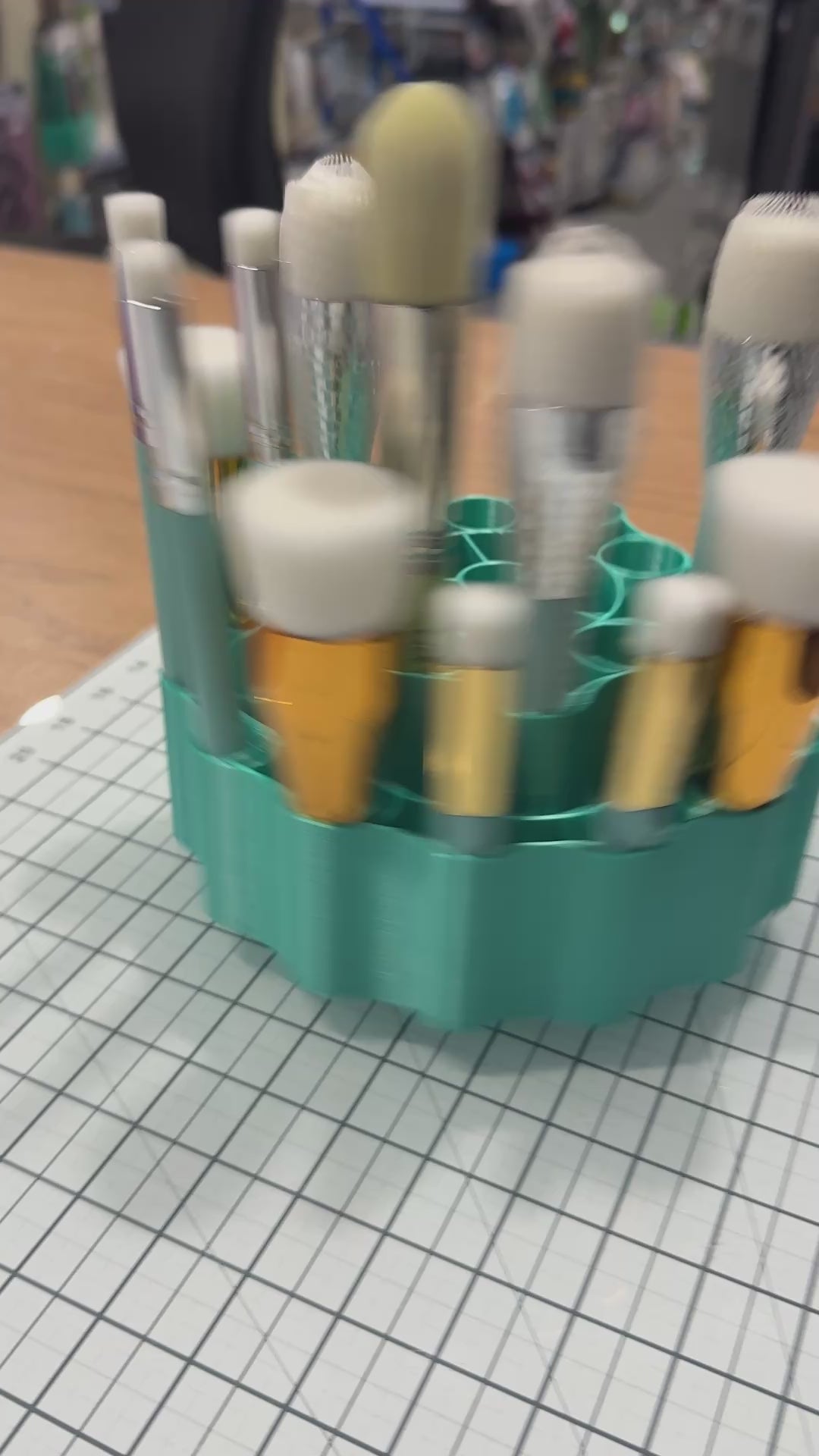 Crafty Trails Round Blending Brush Holder Lazy Susan – Available in Multiple Colours 1 pc postage as per actuals