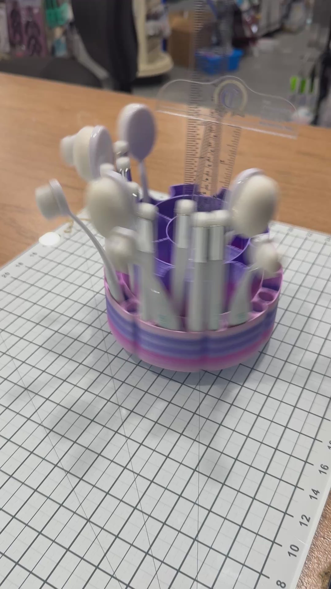 Crafty Trails Lazy Susan Blending Brush Holder  Available in Multiple Colours 1 pc postage as per actuals