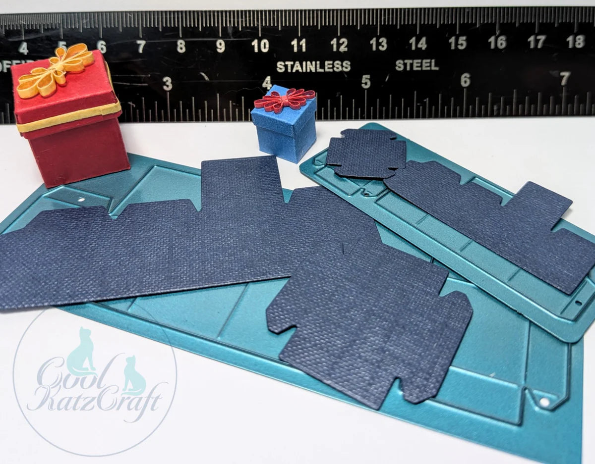 Cool Katz Craft Cutz 1/12 & 1/24 scale square boxes with lids die set