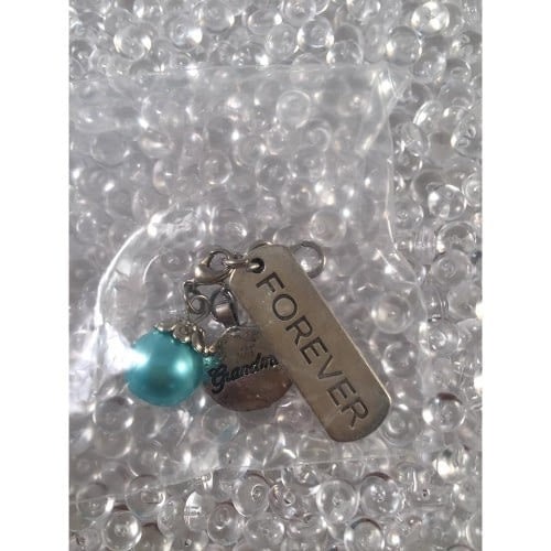 Auzz Trinklets Pearl Charms Light Blue with words Forever/ Grandma