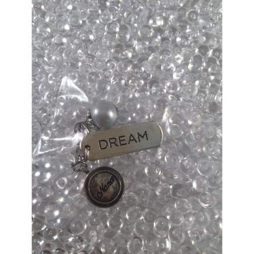 Auzz Trinklets Pearl Charms Silver with words Dream / Nana